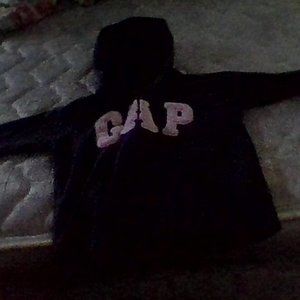 Size (6-7) GAP Kids Hoodie